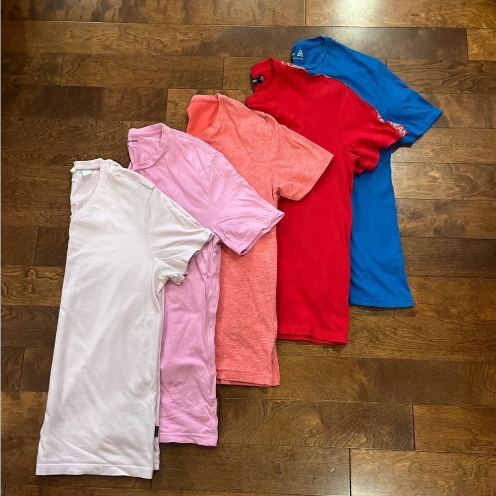 Bundle of 6: Solid T-Shirts (M)